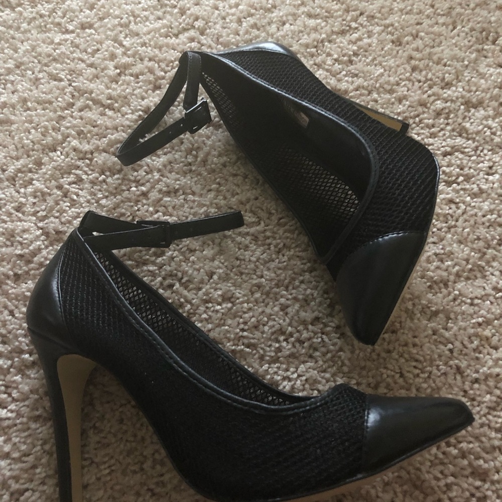 BCBG black ankle pumps
